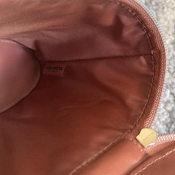 Laura Mercier vanity bag and scarf - Picture 5 of 5